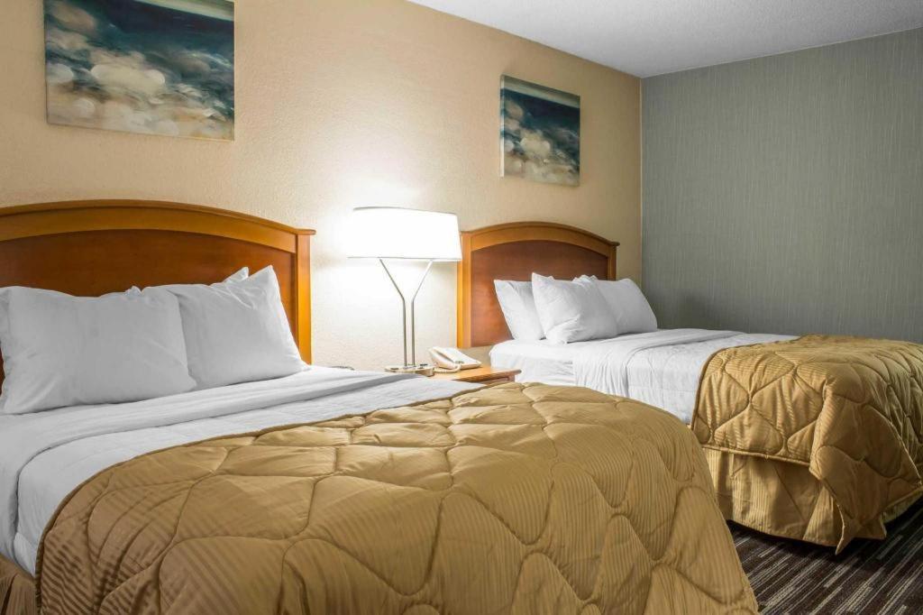 Lifestyle Inn Cedar Falls Eksteriør bilde
