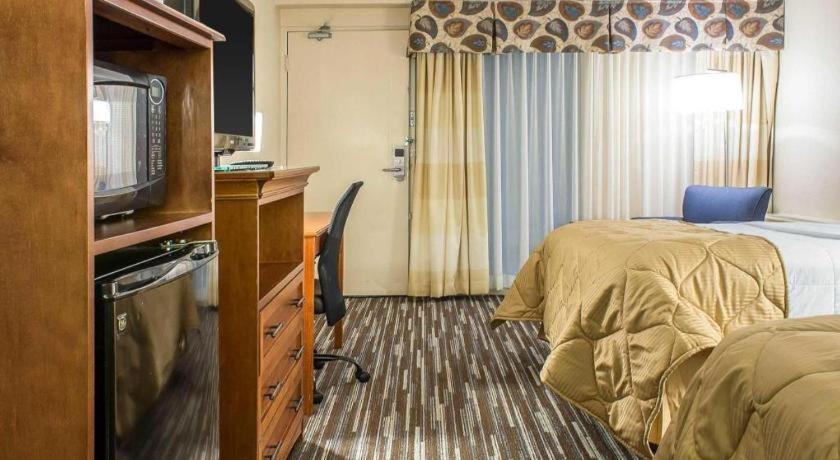 Lifestyle Inn Cedar Falls Eksteriør bilde